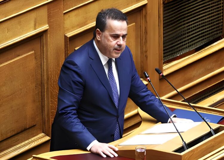 ΤτΕ: Αντιφατικές οι τάσεις καταθέσεων για νοικοκυριά και επιχειρήσεις το Μάρτιο