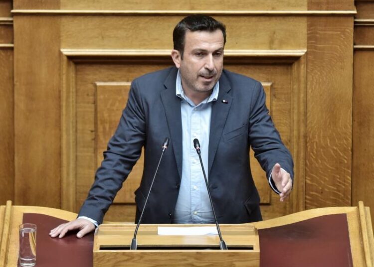 ΠΑΣΟΚ: Αυτό είναι το σχέδιο της ΝΔ για την απαξίωση της δημόσιας εκπαίδευσης