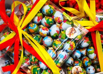 Ακριβή μου πασχαλινή παράδοση: Αλλάζουν συνήθειες οι νονές