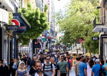 Αθήνα: Ανοιχτά μαγαζιά κάθε Κυριακή για 6 μήνες