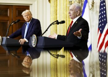 Οργή και θριαμβολογία στον τουρκικό Τύπο για συνάντηση Τραμπ-Νετανιάχου – Πυρά και κατά Ελλάδας