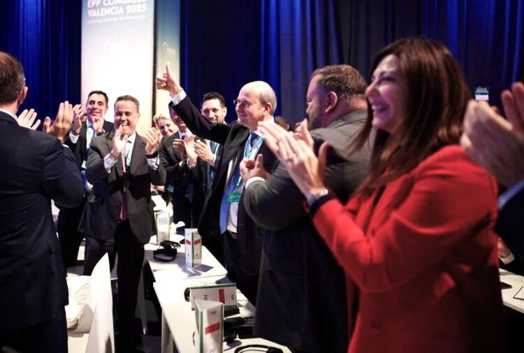 Ενίσχυση του ελληνικού ρόλου στην Ευρώπη: Ο Κωστής Χατζηδάκης στο «τιμόνι» του ΕΛΚ