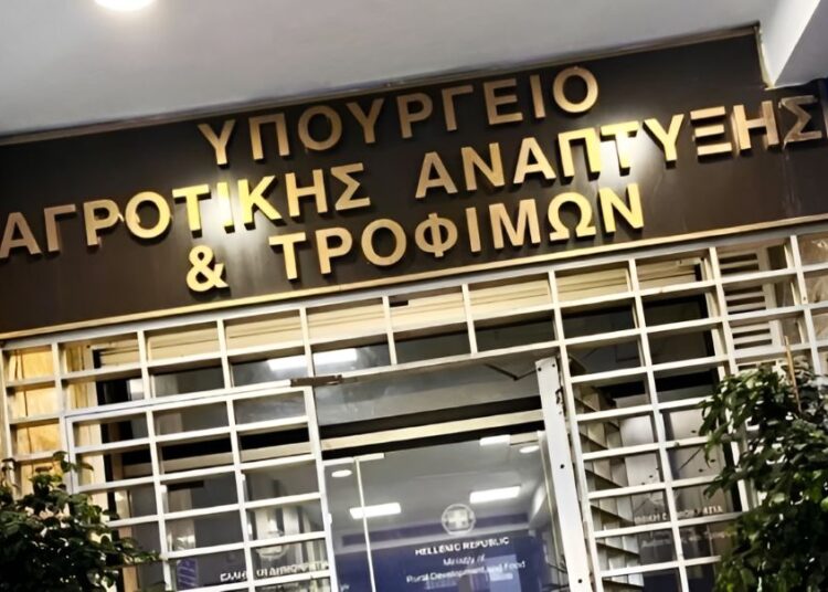 ΥΠΑΑΤ: Άνοιξε ο δρόμος για τη βιολογική καταπολέμηση εντόμων με προϋπολογισμό-ρεκόρ