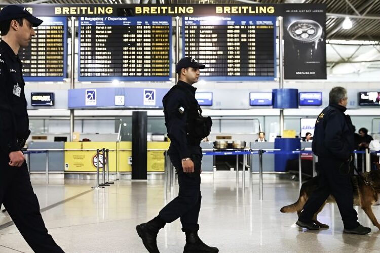 ΑΑΔΕ:  Ρεκόρ λαθρεμπορίου το 2025 – «Χρυσές» κατασχέσεις σε αεροδρόμια και σύνορα