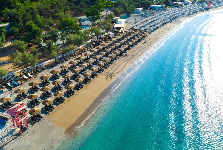 Ακτή Βουλιαγμένης: Η ΕΤΑΔ «ζεσταίνει» την επένδυση της δεκαετίας στη Ριβιέρα – Οι 7 «μνηστήρες»