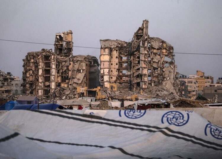 Σκηνές αποκάλυψης στη Γάζα: Ολομέτωπη επίθεση και ανθρωπιστικός εφιάλτης