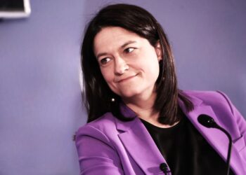 Κεραμέως: Έκρηξη δηλωμένων υπερωριών με την Ψηφιακή Κάρτα Εργασίας