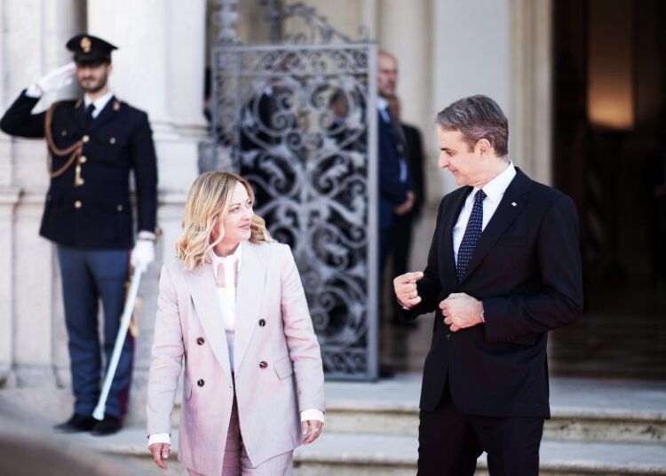 Στρατηγική συμφωνία Ελλάδας-Ιταλίας: 360 εκατ. ευρώ για νέο σιδηρόδρομο