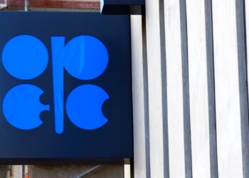 OPEC+: Με το «πόδι στο φρένο» της παραγωγής πετρελαίου ενόψει Ιουλίου