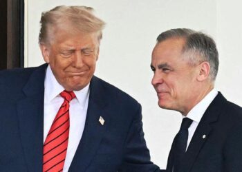 Λευκός Οίκος/Κοινή συνέντευξη Τύπου Τραμπ-Κάρνεϊ: Ο Τραμπ επιμένει στην «απόκτηση» του Καναδά