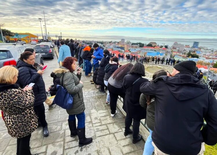 Συναγερμός στη Χιλή: Κίνδυνος τσουνάμι μετά τον ισχυρό σεισμό 7,4 Ρίχτερ