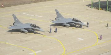 Μπορεί η Γαλλία να κλειδώσει τα Rafale της Ελλάδας; Τι έγινε στην Ινδία;