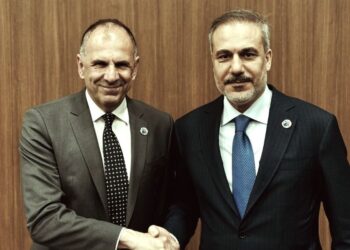 Γεραπετρίτης και Φιντάν σε νέα συνάντηση στην Αττάλεια με ατζέντα συνεργασίας