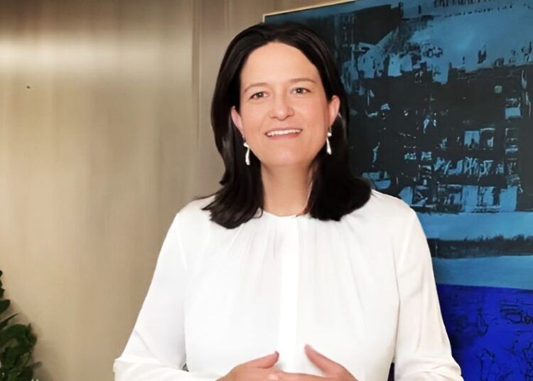 Ψηφιακή σύζευξη για τον τουρισμό: Η Κεραμέως παρουσιάζει το JOBmatch