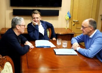 Στο Κίεβο Μακρόν, Μερτς, Στάρμερ και Τουσκ: Η «μπάλα» στη Μόσχα