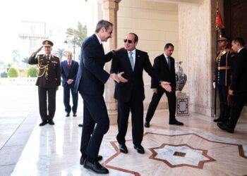 Μητσοτάκης-Σίσι: Τηλεφωνική παρέμβαση κορυφής – Στην Αίγυπτο ελληνική αποστολή για συμφωνία