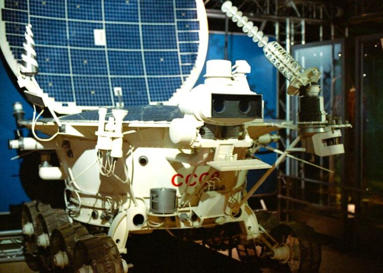 Έκρηξη παραγωγής βιομηχανικών ρομπότ στο «Silicon Valley» της Κίνας το 2024