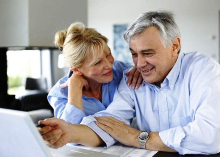 ΕΦΚΑ για χρέη: Προτιμούν τις καταθέσεις τους παρά σύνταξη