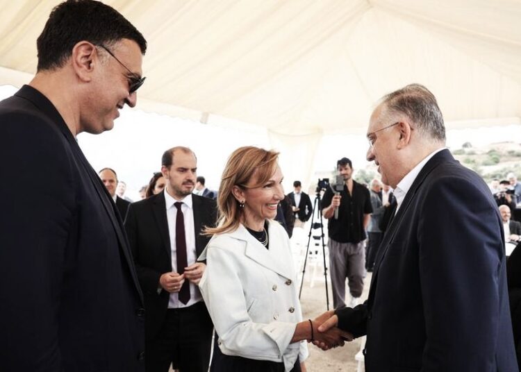 Made in Greece… και στα πλοία: Ο Θεοδωρικάκος «ξυπνά» τη ναυπηγική βιομηχανία