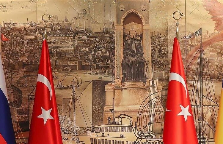 Κωνσταντινούπολη: Απών ο Πούτιν, έφτασε ο Ζελένσκι και μπρος πίσω από τον Τραμπ