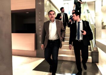 Ο Αλέξης Τσίπρας ξανά στο προσκήνιο: Ζητά κυρώσεις κατά Ισραήλ