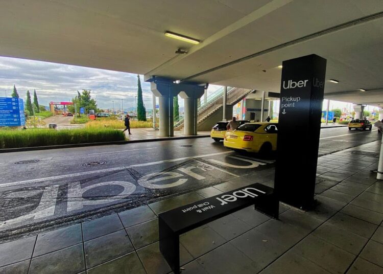 Νέο Uber Point αποκτά το αεροδρόμιο της Αθήνας
