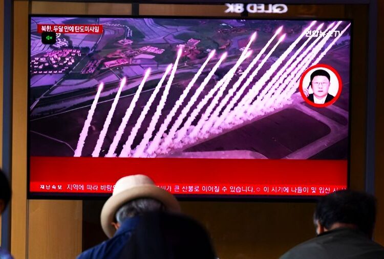 Κλιμάκωση εντάσεων στην Κορεατική Χερσόνησο: Η Πιονγκγιάνγκ δοκιμάζει βαλλιστικούς πυραύλους