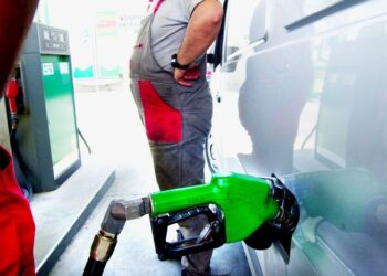 Πλαφόν στα καύσιμα ως τον Ιούνιο: Οι πρατηριούχοι προειδοποιούν για λουκέτα και παραβατικότητα