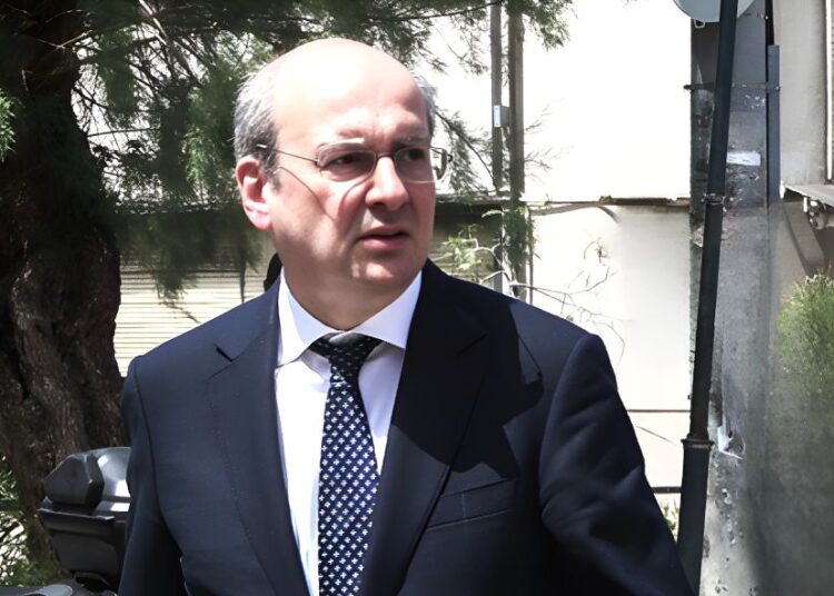 Χατζηδάκης: Αξιολόγηση και μπόνους απόδοσης – Το νέο μοντέλο στο Δημόσιο