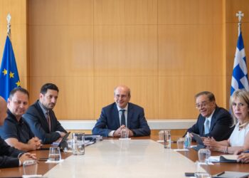 Δωρεά ύψους 14,5 εκατ. ευρώ των 4 συστημικών τραπεζών για αποκατάσταση του σιδηροδρομικού δικτύου στη Θεσσαλία