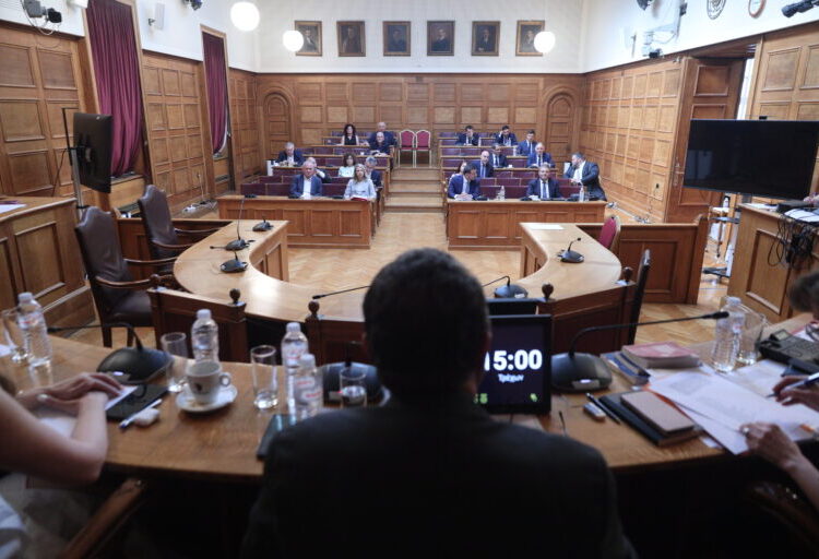 Προκαταρκτική για Τέμπη: Σφοδρή επίθεση του ΠΑΣΟΚ στη ΝΔ