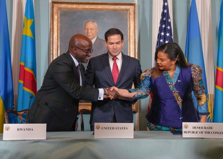 Ειρήνη με τίμημα: Η συμφωνία Κονγκό – Ρουάντα και ο υπόγειος πόλεμος για τα κρίσιμα ορυκτά