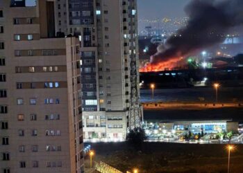 Η Μέση Ανατολή φλέγεται ξανά – Επίθεση του Ισραήλ στο Ιράν: Βομβάρδισε πυρηνικούς στόχους