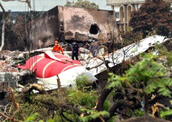Συντριβή Air India: Βρέθηκε και το 2ο μαύρο κουτί του μοιραίου Boeing