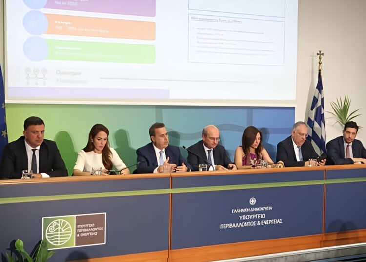 Διυπουργική συνέντευξη Τύπου: Στα 8 δισεκατομμύρια φτάνουν τα προγράμματα από το νέο χρηματοδοτικό πακέτο