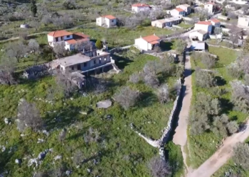 Είναι υπαρκτή η Κολοπετινίτσα ή κινείται στη σφαίρα του πουθενά;