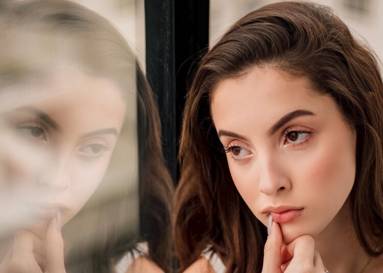 Επτά μυστικά που δεν πρέπει ποτέ να αποκαλύπτουμε εκτός οικογένειας