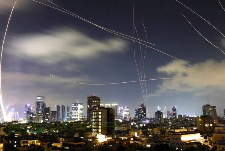 Μέτωπο Ισραήλ-Ιράν: Οι ΗΠΑ ζεσταίνουν τις μηχανές – Σε ετοιμότητα η Δύση