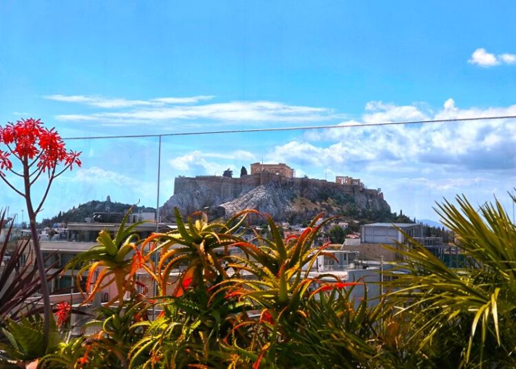 Σαρωτική άνοδος της θερμοκρασίας: Πού «αγγίζει» τους 34 βαθμούς σήμερα