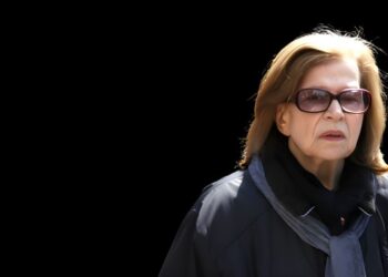 Έφυγε η Κατερίνα Γιουλάκη, η «κομψή κυρία» της ελληνικής σκηνής