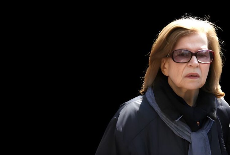 Έφυγε η Κατερίνα Γιουλάκη, η «κομψή κυρία» της ελληνικής σκηνής