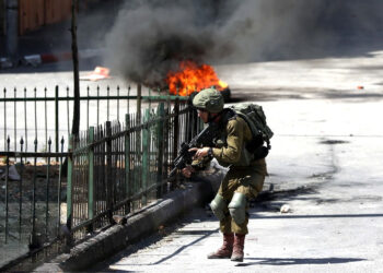 Κόκκινος συναγερμός στη Μέση Ανατολή: Οι ΗΠΑ αποσύρουν διπλωμάτες