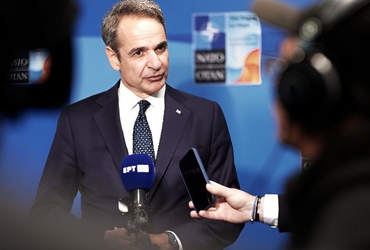 Σύντομο τετ-α-τετ Μητσοτάκη-Ερντογάν: Διπλωματία χωρίς θόρυβο στη Χάγη