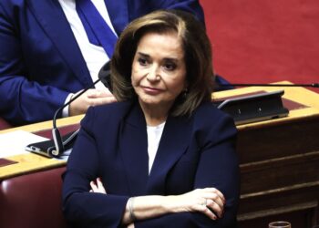 «Άνοιξαν οι ορέξεις» στη Μέση Ανατολή: Τι φοβάται η Ντόρα Μπακογιάννη