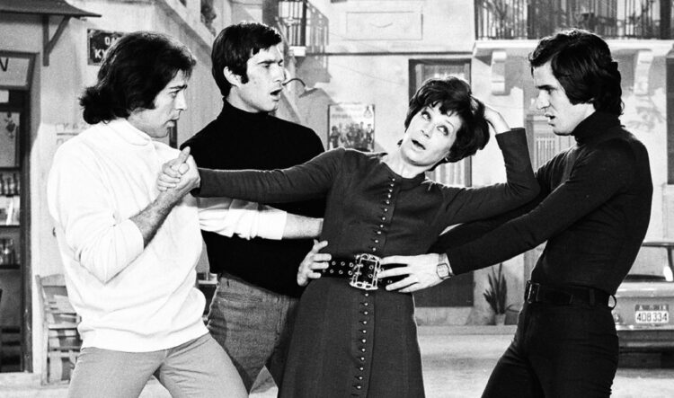 Ποιο ήταν το κανονικό επώνυμο της Κατερίνας Γιουλάκη