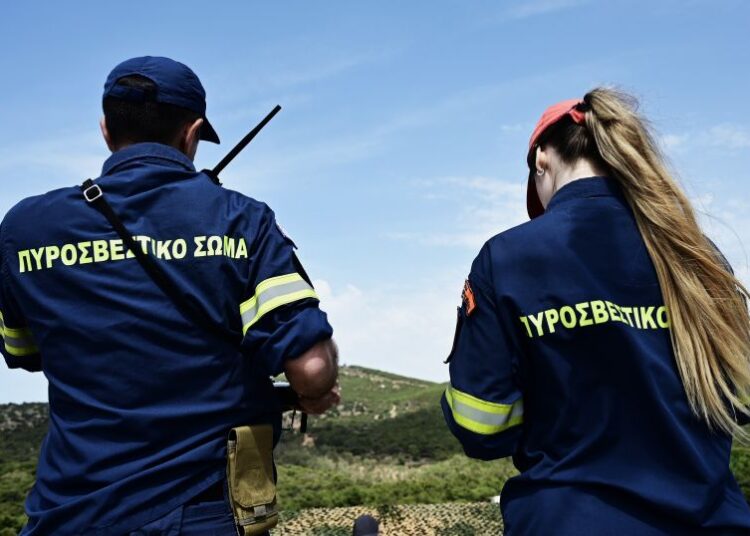 Παιανία: Υπό έλεγχο η φωτιά- Μεγάλη κινητοποίηση της Πυροσβεστικής