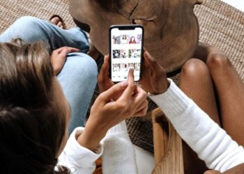 Αυτό το app ξέρει τι σκέφτεσαι πριν το πεις: Τι αποκάλυψε το TikTok στην Αθήνα