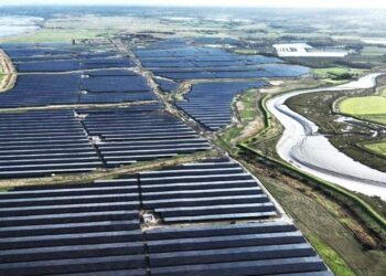 Cleve Hill: Το πρώτο βρετανικό φωτοβολταϊκό NSIP από τη Metlen