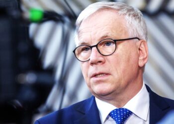 Χωρίς αντίπαλο ο Ντόναχιου για την προεδρία του Eurogroup:  Αποσύρθηκε ο Σατζούς