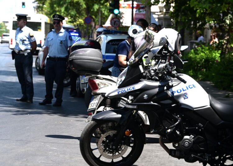 Σοβαρό τροχαίο με δύο λεωφορεία του ΟΑΣΑ στη Βούλα – Τουλάχιστον 11 τραυματίες (upd)